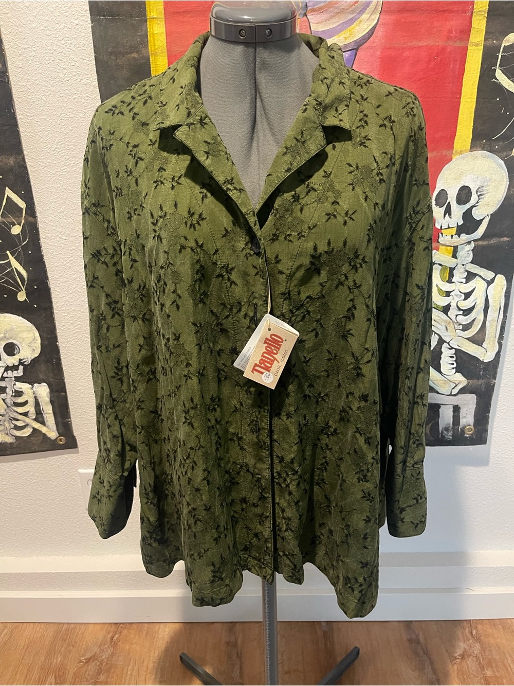 Tianello Olive Green Textured Button-Front Shirt